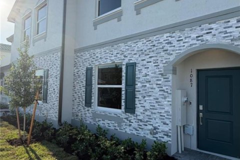 Adosado en alquiler en Florida City, Florida, 3 dormitorios, 146.23 m2 № 2059480 - foto 3