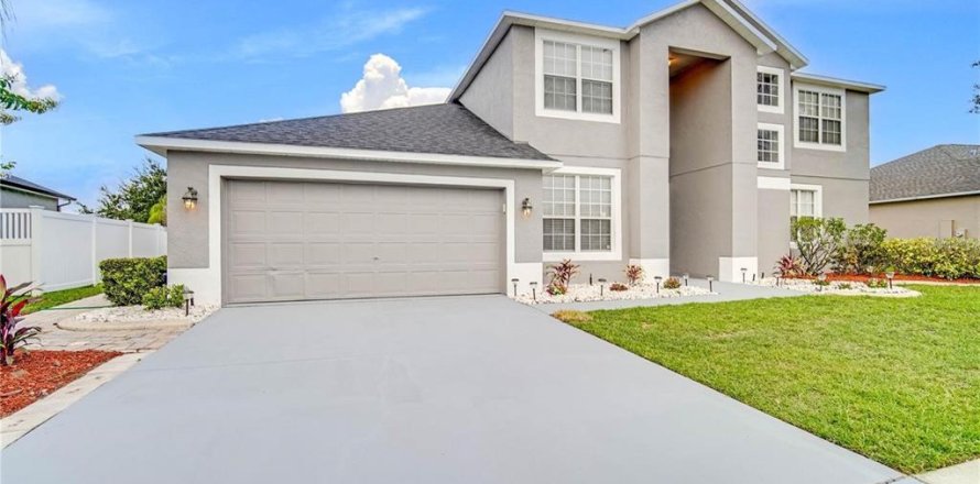 Villa ou maison à Kissimmee, Floride 5 chambres, 351.45 m2 № 1765647