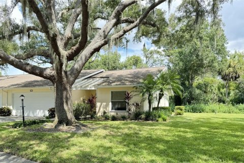 House in Sarasota, Florida 2 bedrooms, 127.65 sq.m. № 1361169 - photo 1