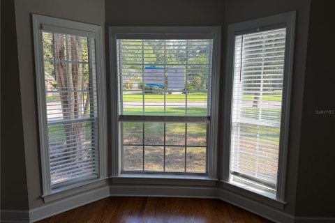 House in Tallahassee, Florida 3 bedrooms, 254.92 sq.m. № 2320771 - photo 6