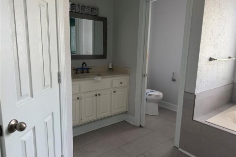 House in Tallahassee, Florida 3 bedrooms, 254.92 sq.m. № 2320771 - photo 19