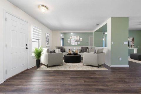 House in Palm Coast, Florida 4 bedrooms, 167.13 sq.m. № 2157795 - photo 3