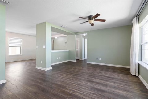 House in Palm Coast, Florida 4 bedrooms, 167.13 sq.m. № 2157795 - photo 28