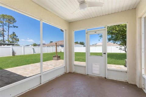 House in Palm Coast, Florida 4 bedrooms, 167.13 sq.m. № 2157795 - photo 30