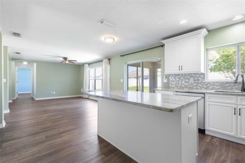 House in Palm Coast, Florida 4 bedrooms, 167.13 sq.m. № 2157795 - photo 29