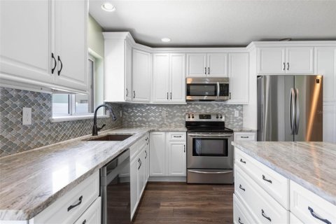 House in Palm Coast, Florida 4 bedrooms, 167.13 sq.m. № 2157795 - photo 8