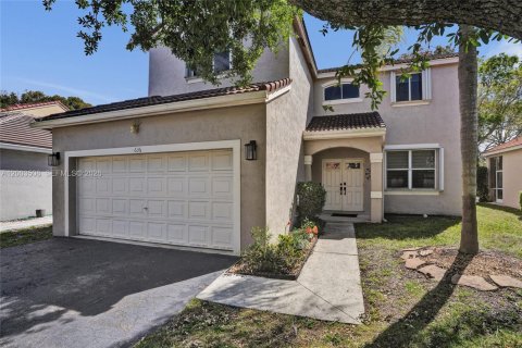 House in Weston, Florida 4 bedrooms, 198.16 sq.m. № 2244209 - photo 5