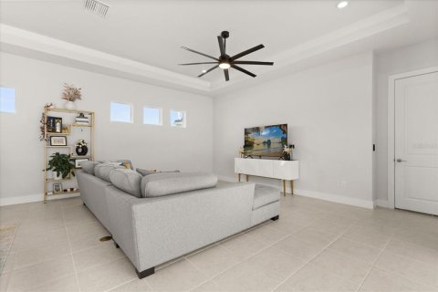 Villa ou maison à vendre à Wesley Chapel, Floride: 4 chambres, 228.26 m2 № 1780459 - photo 8