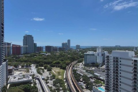 Condo in Miami, Florida, 1 bedroom  № 2064967 - photo 8