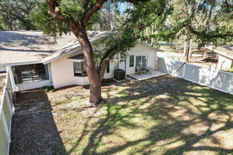 House in Crystal River, Florida 4 bedrooms, 217.02 sq.m. № 1552218 - photo 7