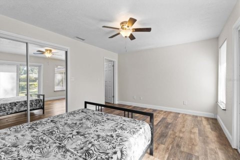 House in Crystal River, Florida 4 bedrooms, 217.02 sq.m. № 1552218 - photo 24
