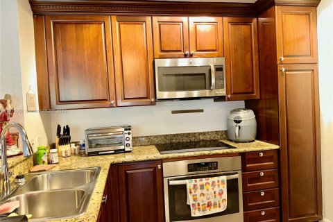 Condominio en venta en Boynton Beach, Florida, 2 dormitorios, 94.02 m2 № 1697950 - foto 2