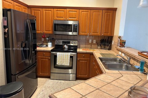 Villa ou maison à vendre à Homestead, Floride: 4 chambres, 197.14 m2 № 2006192 - photo 17