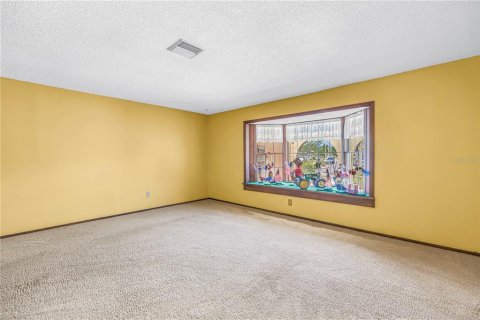 House in Largo, Florida 3 bedrooms, 278.43 sq.m. № 2221243 - photo 23