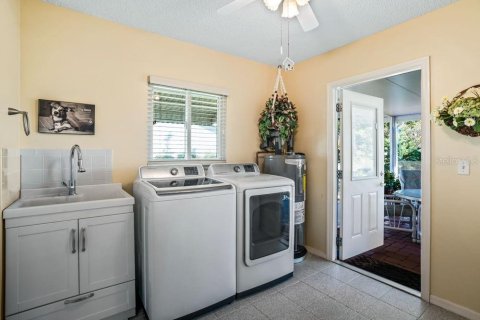 Villa ou maison à vendre à Summerfield, Floride: 2 chambres, 172.61 m2 № 2419167 - photo 26