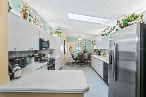 Villa ou maison à vendre à Summerfield, Floride: 2 chambres, 172.61 m2 № 2419167 - photo 9