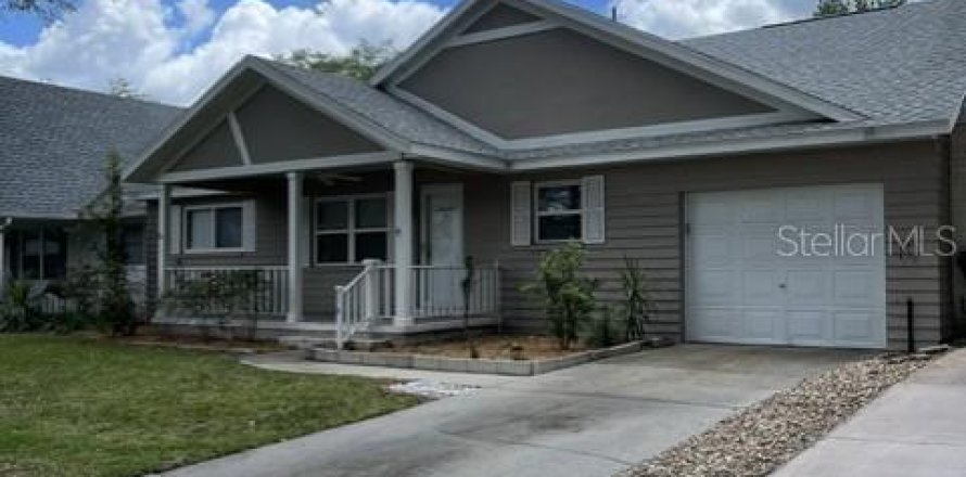 Casa en Ocala, Florida 2 dormitorios, 142.14 m2 № 2212714