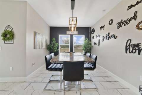 Casa en venta en Haines City, Florida, 4 dormitorios, 169.55 m2 № 1805725 - foto 12