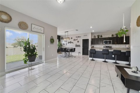 Casa en venta en Haines City, Florida, 4 dormitorios, 169.55 m2 № 1805725 - foto 11