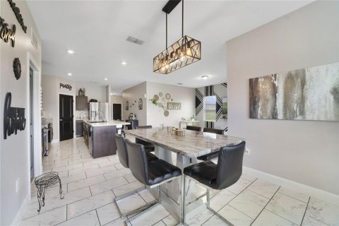 Casa en venta en Haines City, Florida, 4 dormitorios, 169.55 m2 № 1805725 - foto 8