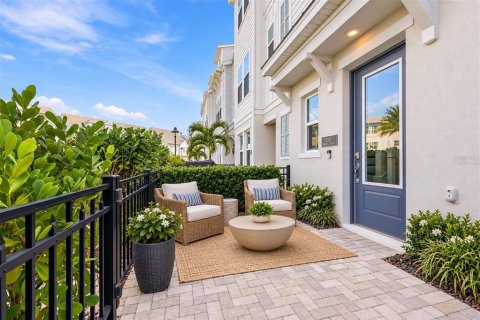 Touwnhouse à louer à Sarasota, Floride: 3 chambres, 173.36 m2 № 2430789 - photo 4