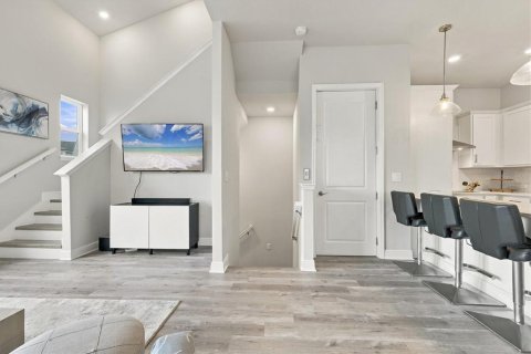 Touwnhouse à louer à Sarasota, Floride: 3 chambres, 173.36 m2 № 2430789 - photo 14