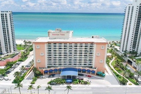 Copropriété à louer à Sunny Isles Beach, Floride: 38.09 m2 № 1226532 - photo 25