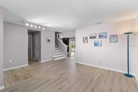House in Riverview, Florida 3 bedrooms, 221.2 sq.m. № 1652251 - photo 6