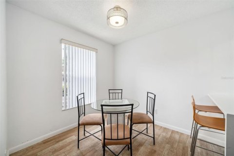 Condo in Winter Park, Florida, 1 bedroom  № 1799993 - photo 8