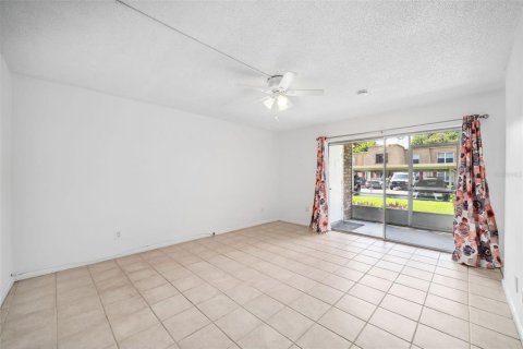 Condo in Winter Park, Florida, 1 bedroom  № 1799993 - photo 6