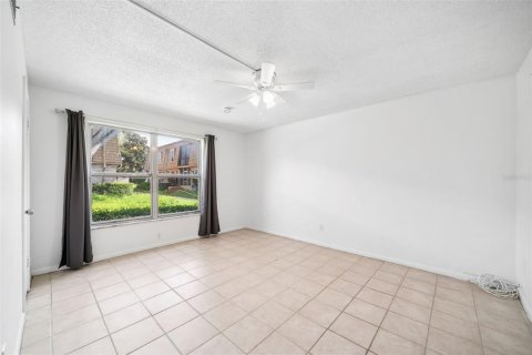 Condo in Winter Park, Florida, 1 bedroom  № 1799993 - photo 9