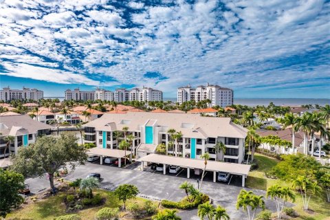 Copropriété à vendre à Punta Gorda, Floride: 2 chambres, 140.84 m2 № 2118640 - photo 2