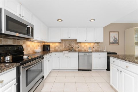 Copropriété à vendre à Punta Gorda, Floride: 2 chambres, 140.84 m2 № 2118640 - photo 15