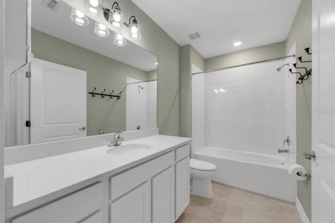 Villa ou maison à louer à Thonotosassa, Floride: 4 chambres, 223.89 m2 № 2149914 - photo 15