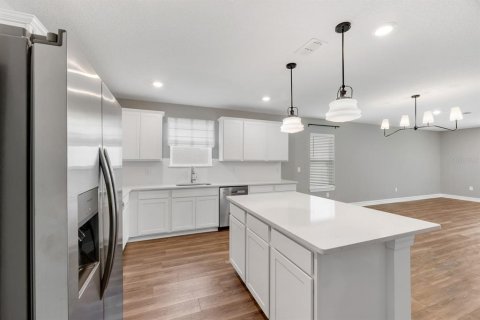 Villa ou maison à louer à Thonotosassa, Floride: 4 chambres, 223.89 m2 № 2149914 - photo 10