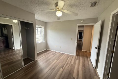 Condominio en alquiler en Gainesville, Florida, 2 dormitorios, 88.26 m2 № 2258365 - foto 19