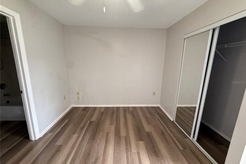Condominio en alquiler en Gainesville, Florida, 2 dormitorios, 88.26 m2 № 2258365 - foto 18