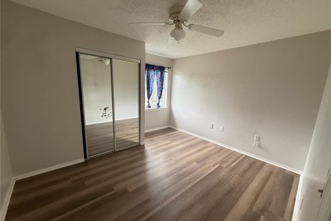 Condominio en alquiler en Gainesville, Florida, 2 dormitorios, 88.26 m2 № 2258365 - foto 11