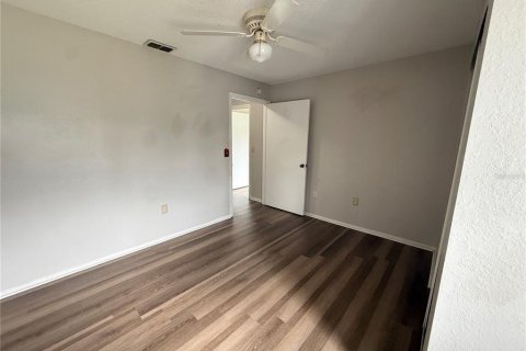 Condominio en alquiler en Gainesville, Florida, 2 dormitorios, 88.26 m2 № 2258365 - foto 12