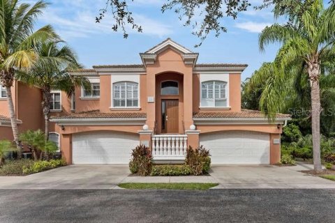 Casa en alquiler en Bradenton, Florida, 4 dormitorios, 252.6 m2 № 1734124 - foto 1