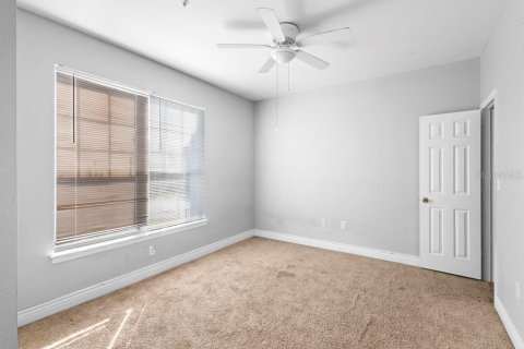 Condo in Orlando, Florida, 2 bedrooms  № 1542107 - photo 21