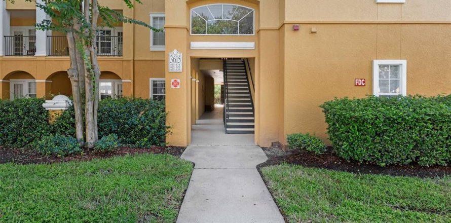 Condominio en Orlando, Florida, 2 dormitorios № 1866904