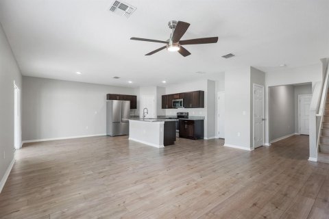 House in Riverview, Florida 4 bedrooms, 192.59 sq.m. № 2339493 - photo 4