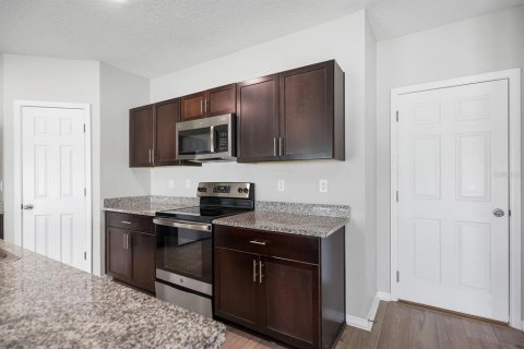House in Riverview, Florida 4 bedrooms, 192.59 sq.m. № 2339493 - photo 8