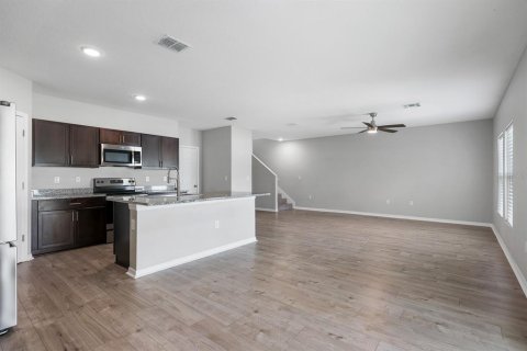 House in Riverview, Florida 4 bedrooms, 192.59 sq.m. № 2339493 - photo 6