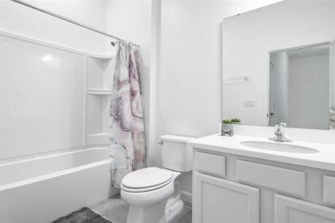 Casa en venta en Kissimmee, Florida, 12 dormitorios, 452.81 m2 № 1683023 - foto 26