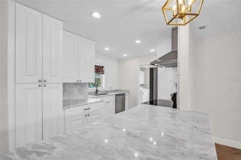 Casa en venta en Saint Petersburg, Florida, 3 dormitorios, 148.64 m2 № 2204165 - foto 10
