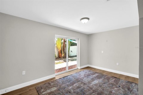 Casa en venta en Saint Petersburg, Florida, 3 dormitorios, 148.64 m2 № 2204165 - foto 20