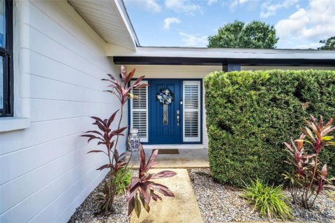 Casa en venta en Saint Petersburg, Florida, 3 dormitorios, 148.64 m2 № 2204165 - foto 2