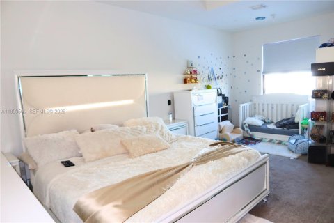 Adosado en venta en Homestead, Florida, 3 dormitorios, 173.91 m2 № 1945528 - foto 17